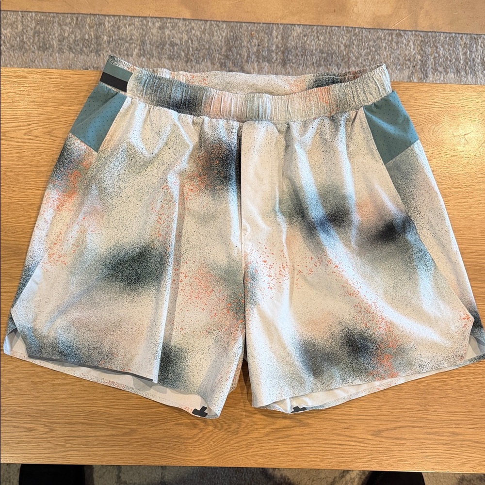 Men’s lululemon surge shorts